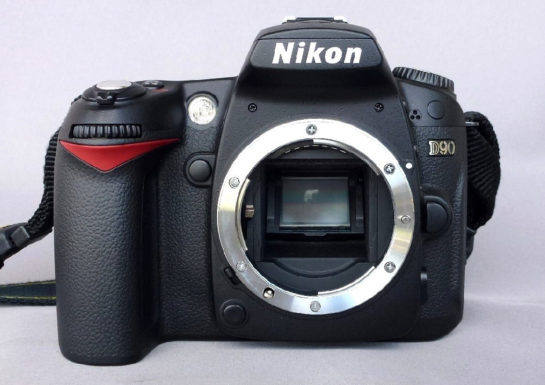Nikon D90 ニコン デジタル一眼レフカメラ ボディ 中古拍卖