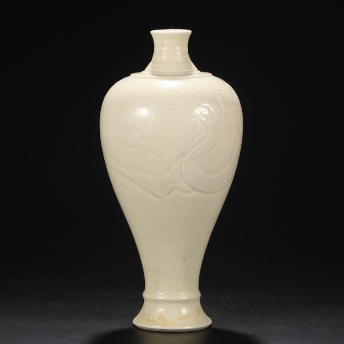 宋 定窯白釉剔刻龍紋大梅瓶 唐物 箱付き 陶磁器 中国美術 古美術 置物 RG357拍卖