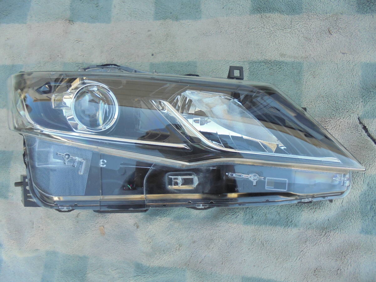 セレナ ハイウェイスター C27.GFC27.HFC27 前期 純正 右ヘッドライト LED 刻印Z KOITO 100-23721 6942拍卖