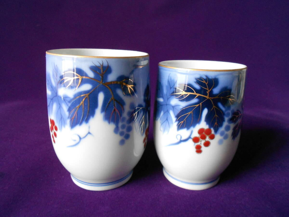 有田焼! ☆金縁組湯呑☆ 未使用 汲出 湯飲 煎茶 ほうじ茶 日本茶 ペア 夫婦湯呑 ギフト拍卖