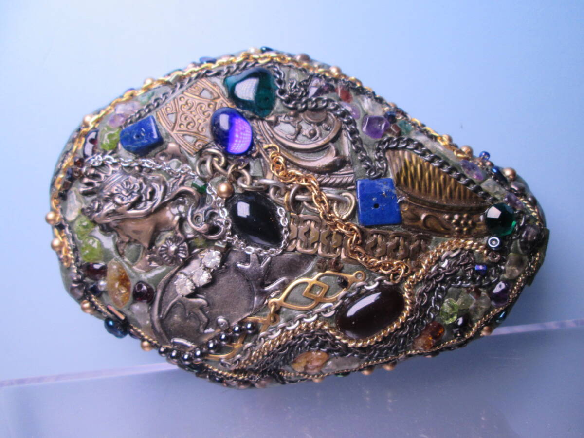 ☆デザイナーズジュエリー 工房 和 筒井和子作 10,5cm 天然石ラインストーン飾りのブローチ 52,8g クラッシックジュエリー拍卖