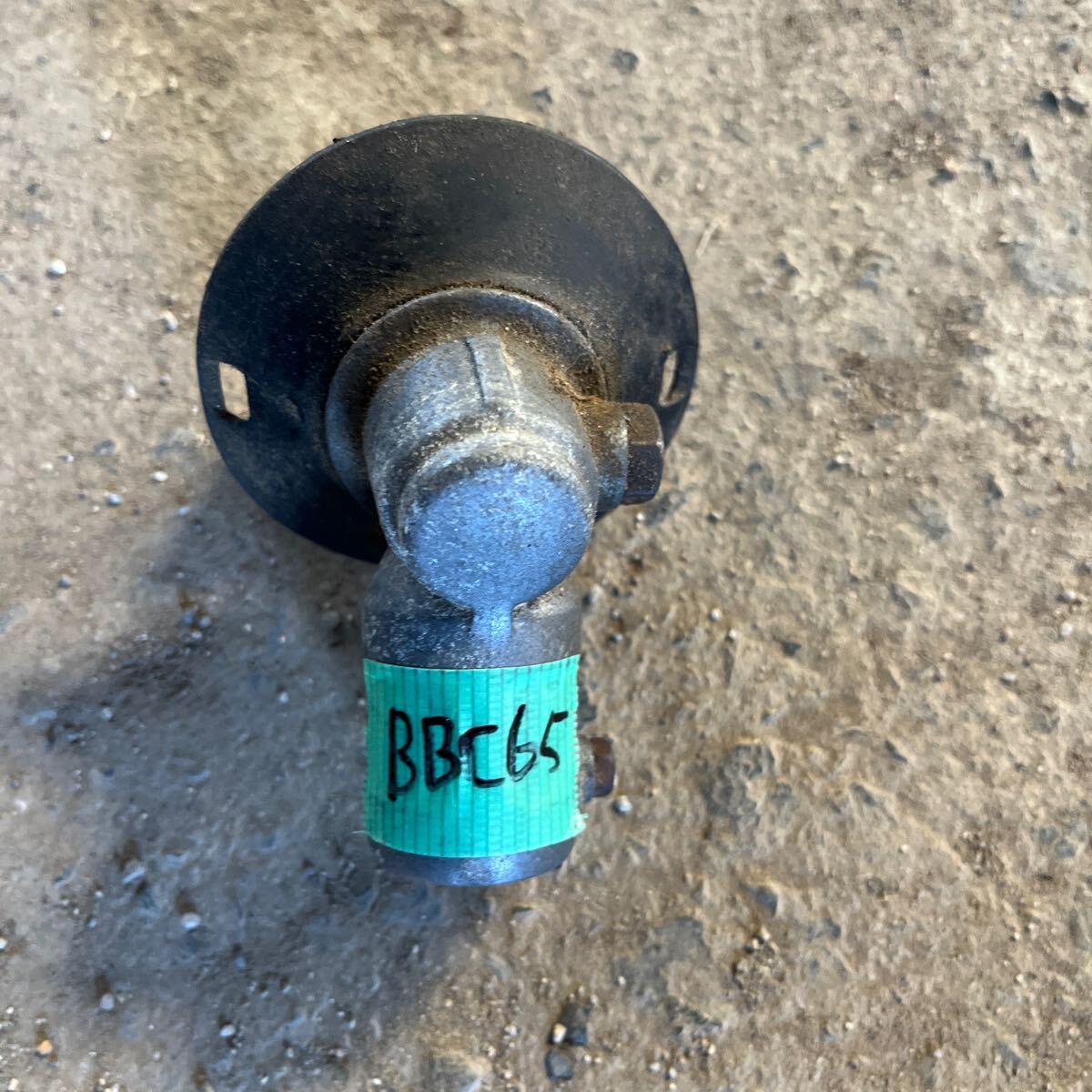 BBC65 丸山 MBS265R ギアケース パイプ径約24ミリ 四角シャフト 農くる 山口発拍卖