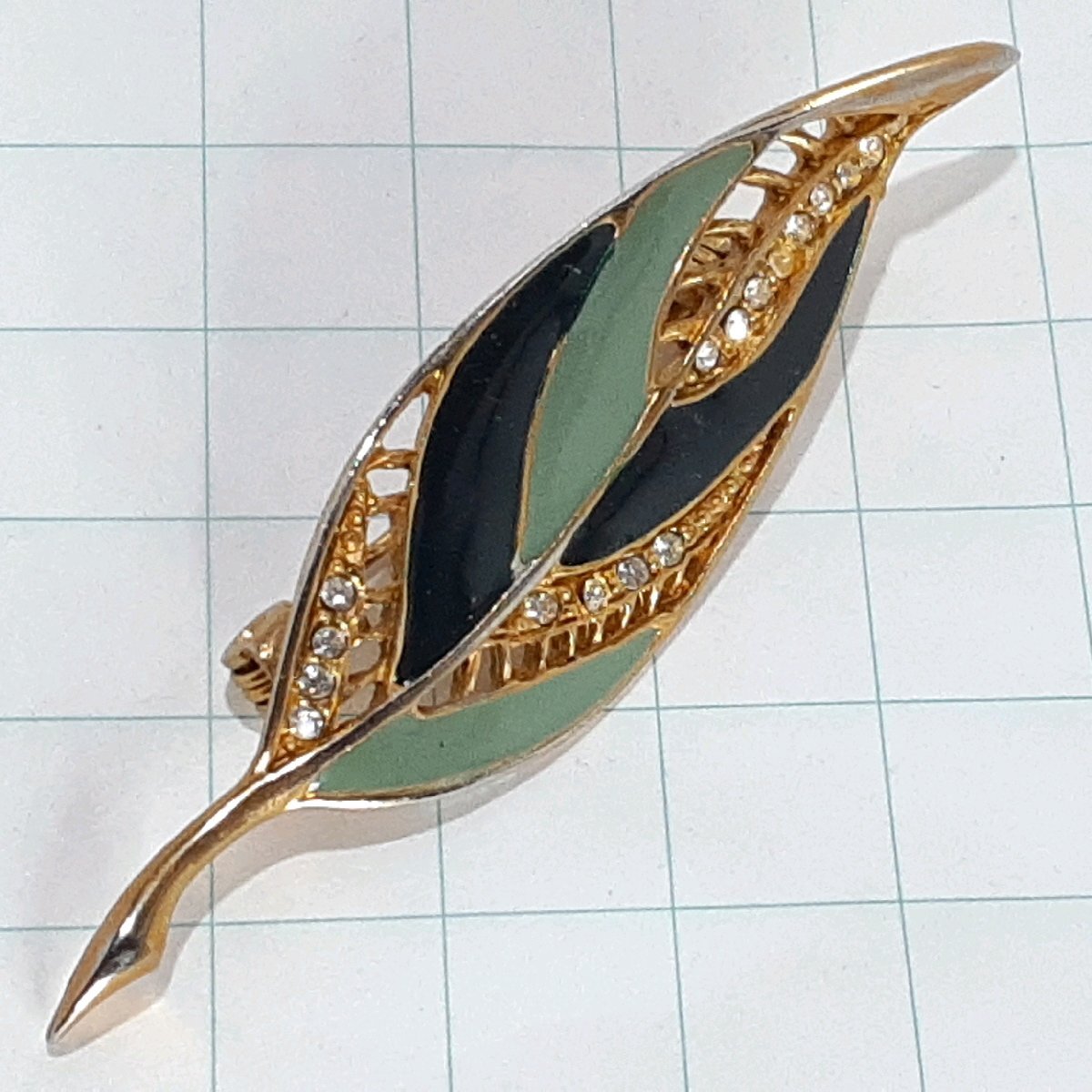 送料無料)ビンテージ☆木の葉モチーフ☆アンティーク ブローチ A27172拍卖