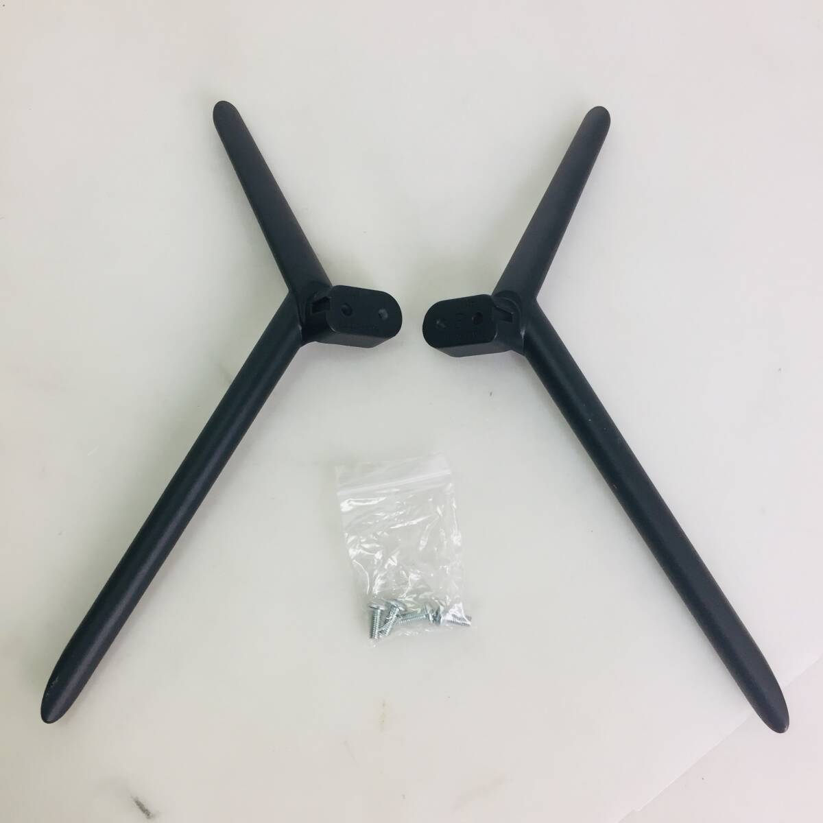 □IRIS OHYAMA アイリスオーヤマ 65型 液晶テレビ LT-65B625K スタンド脚部 ネジ付き拍卖