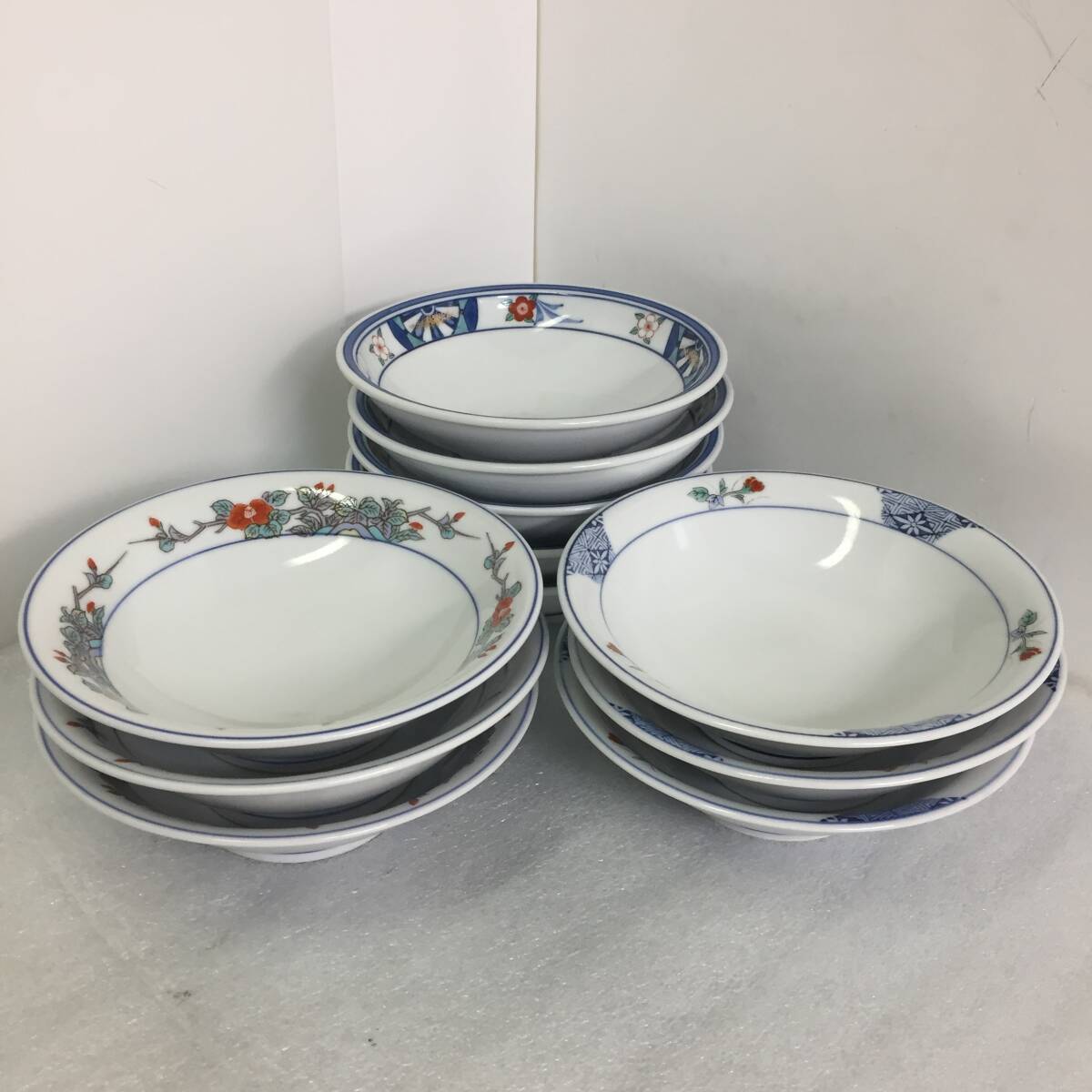 □【10皿セット】中鉢高台 高台鉢 浅鉢 Φ18cm 花柄 謹山作含む 食器 和食器 煮魚 開店 定食 料亭 割烹 居酒屋 古民家カフェ【現状渡し】 拍卖