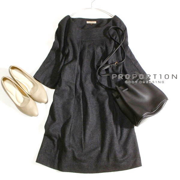 美品 PROPOTION BODY DRESSING プロポーションボディドレッシング ウール100% フラノストレッチ タック ワンピース 2号 M 秋 冬 24B11拍卖