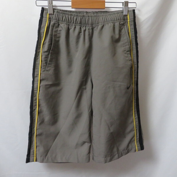 古着 メンズM NIKE/ナイキ ハーフパンツ 短パン スポーツ カジュアル 運動 グレー 284565拍卖
