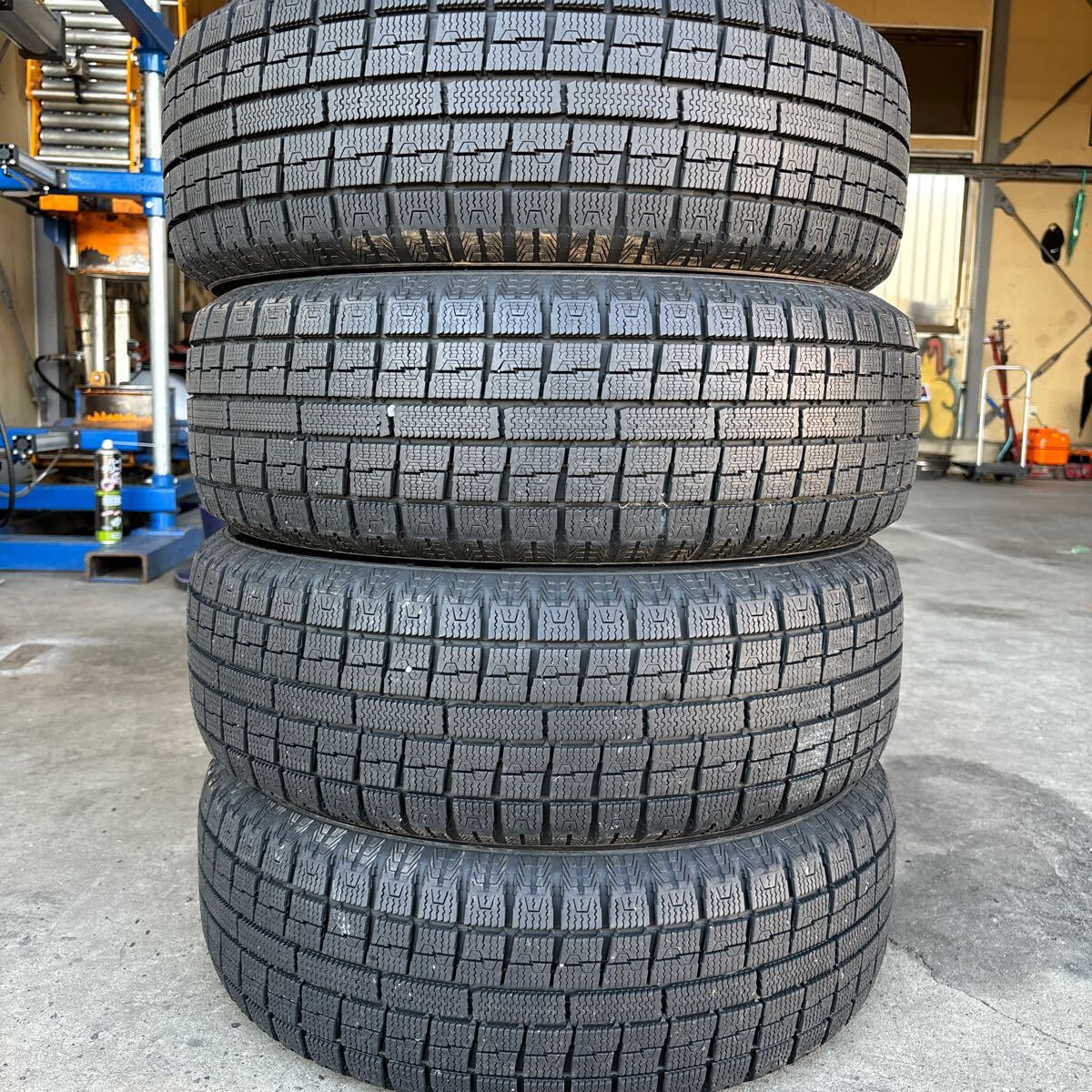 送料無料◆185/60R15 84Q◆トーヨーGARIT GS スタッドレスタイヤ 4本セット拍卖