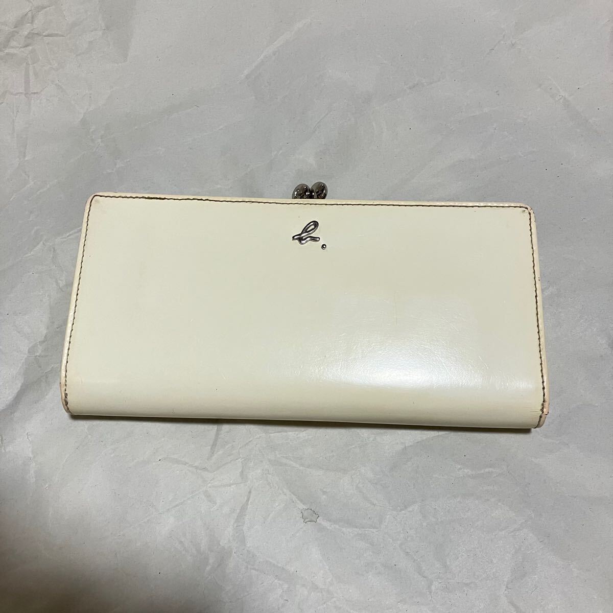 【アニエスベーボヤージュ】 レザー / がま口 / 長財布 / Ef01-03拍卖