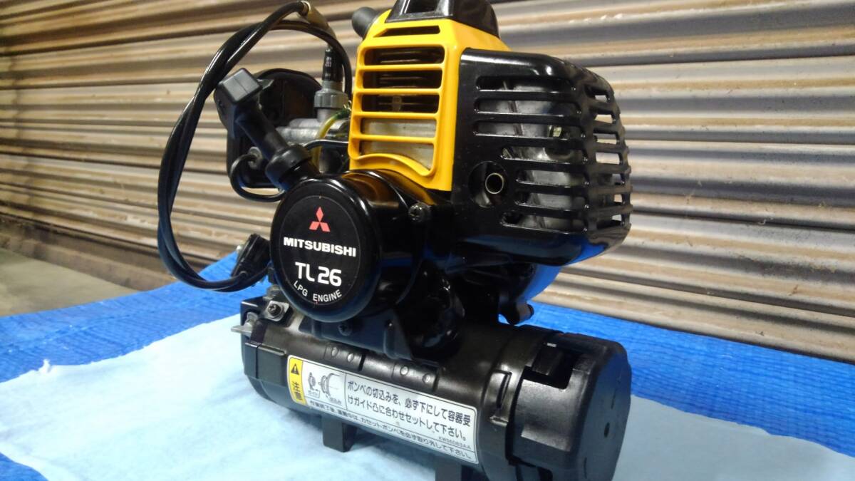 三菱 ミツビシ ガスLPGエンジン TL26 アクセルスロットつき 草刈り機 草刈機 刈払機拍卖