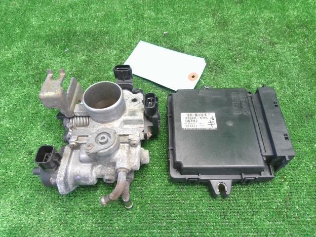 キャリィ LE-DA63T スロットルボディ 26U 33920-67HJ0 13400-67H20 エンジンコンピューター付き拍卖