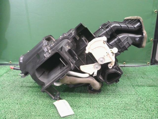 NV350キャラバン LDF-VW2E26 A/Cクーリングユニット KH3 27100-3XA0A ヒーターユニット拍卖