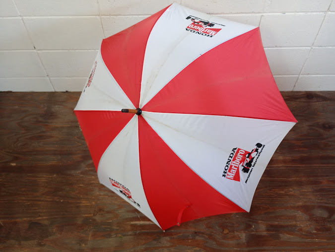 ◇傘/当時物 ホンダ マルボロ マクラーレン パラソル F1 インターナショナル 雨具 コレクション 昭和レトロ 拍卖