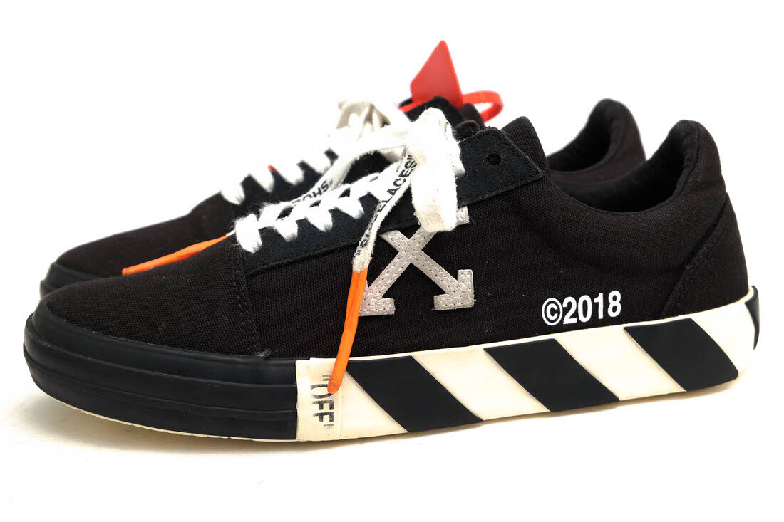 Off-White オフホワイト ハイカットスニーカー Vulcanized Striped Low Top Sneaker バルカナイズド ストライプド ロウ トップ OMIA085E18拍卖