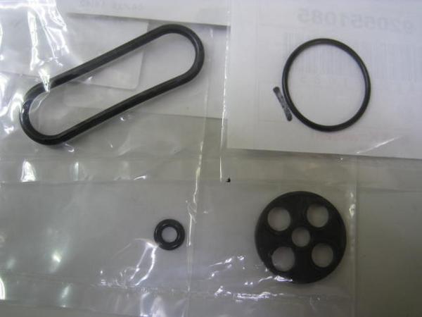 送料無料★新品★GPZ400F/R/S(ZX400/EX400)★純正フューエルコックガスケット拍卖
