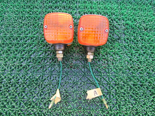 コンバインから取り外しウインカー 2個セット 点灯確認済み 中古A拍卖