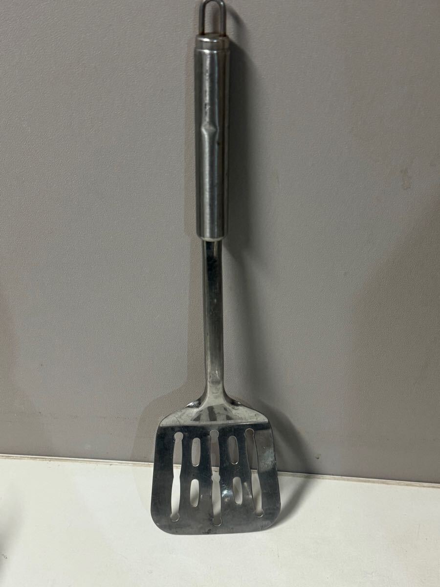 ステンレス ターナー フライ返し キッチンツール拍卖