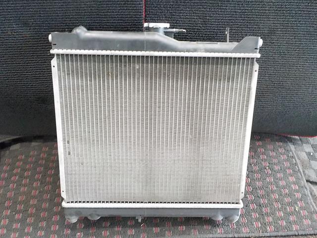 ジムニー JB23W ラジエータ M/T用【個人宅宛発送不可】拍卖