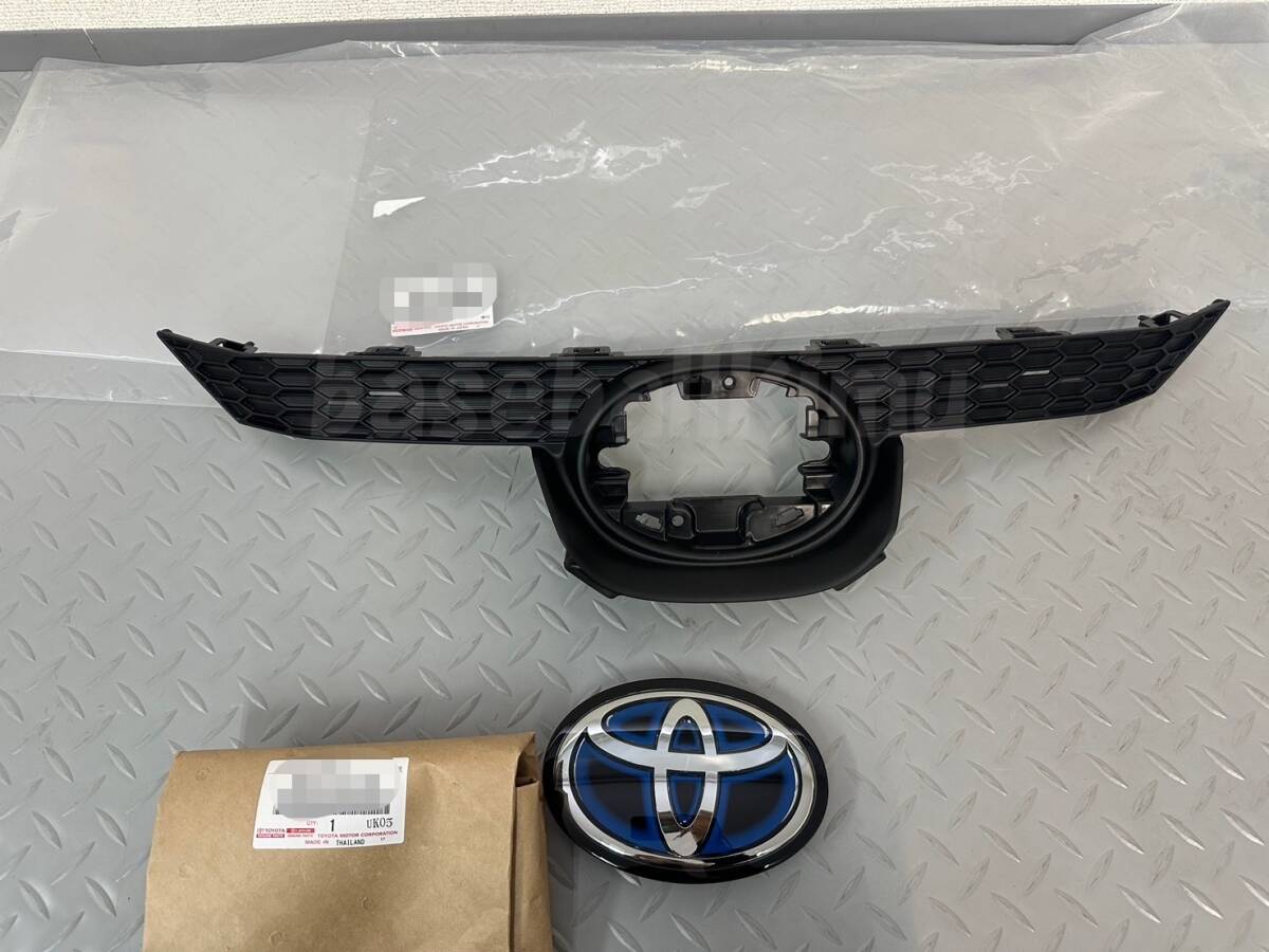■新品■トヨタ210系 カローラ ツーリング 純正フロントグリル&エンブレム拍卖
