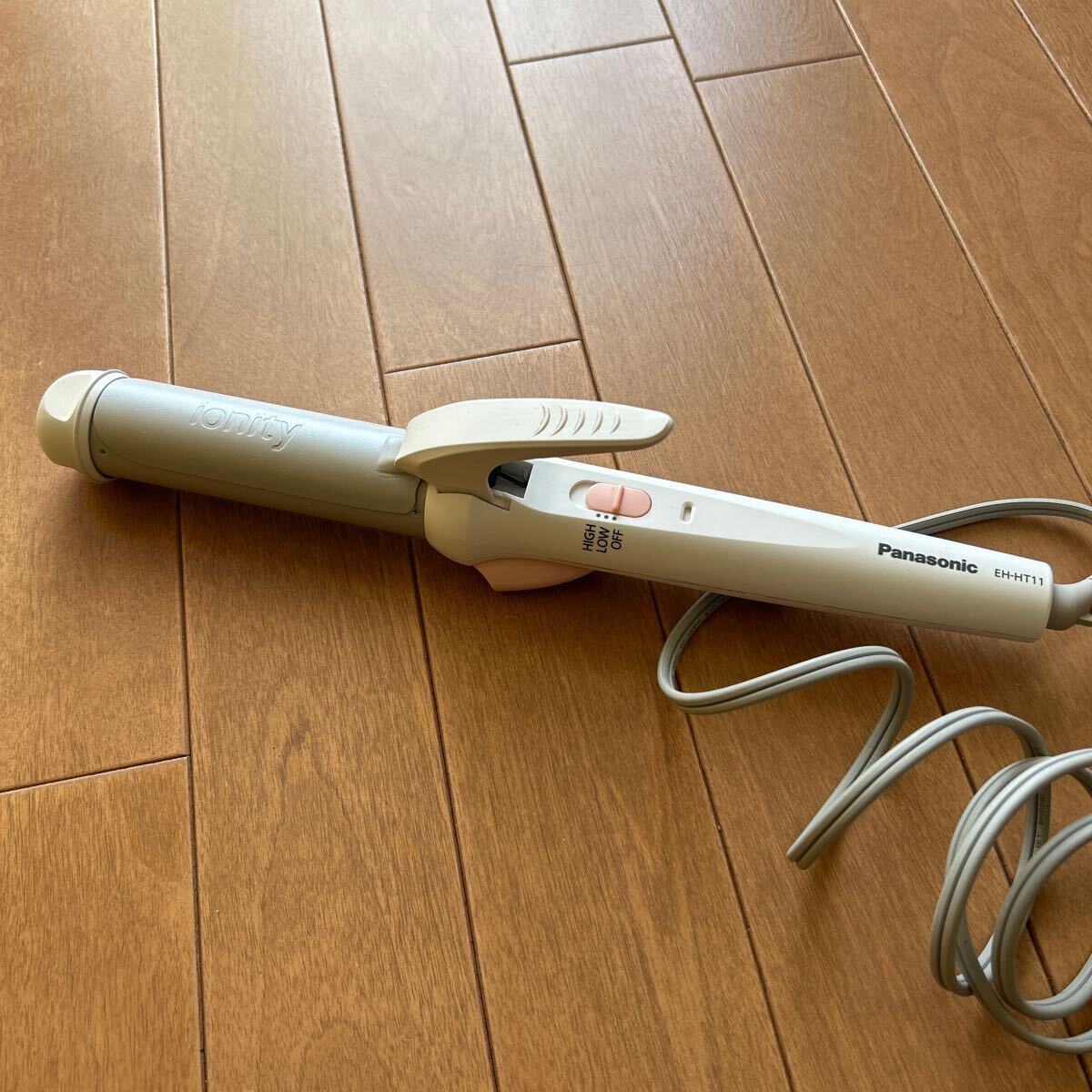 ☆Panasonic ionityヘアアイロン/ホワイト★拍卖