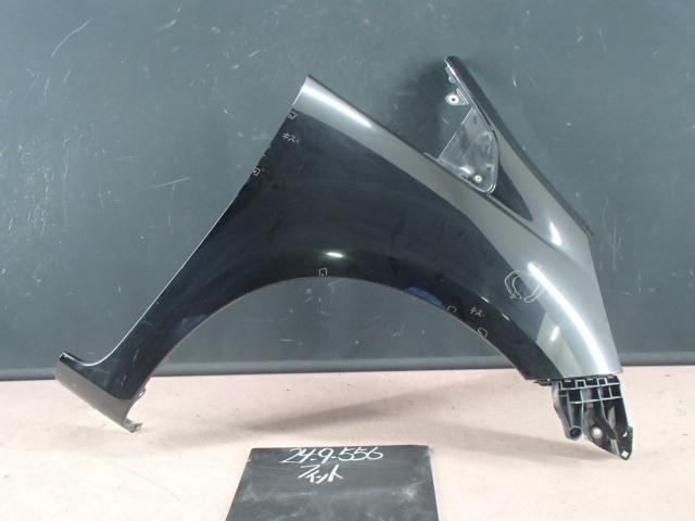 フィット  GE6 フロント右フェンダー NH731P 60211-TF0-G00ZZ拍卖