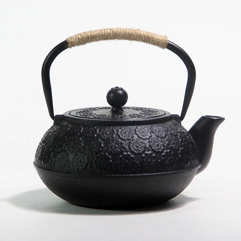 新品鉄瓶 南部鉄器 桜柄 さくら 1000ML 茶こし付き 手作り 鉄分補給 ホーローなし ガス 電気コンロ 炭火 ih調理器 直火 対応 プレゼント拍卖