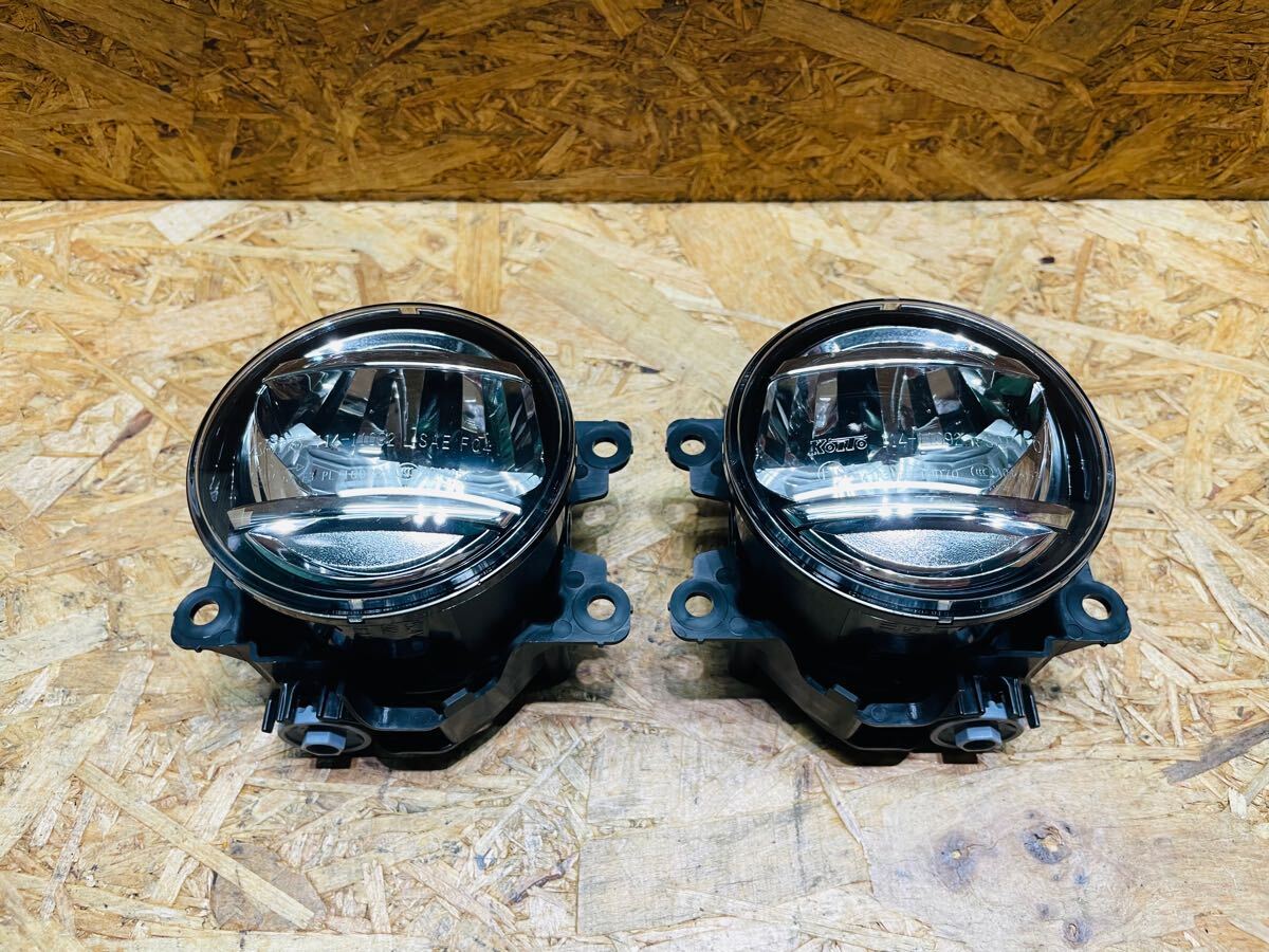 ★新車外し品★MITSUBISHI 三菱 GF7W アウトランダー CV1W デリカ D5 純正 LED フォグランプ 左右 セット拍卖