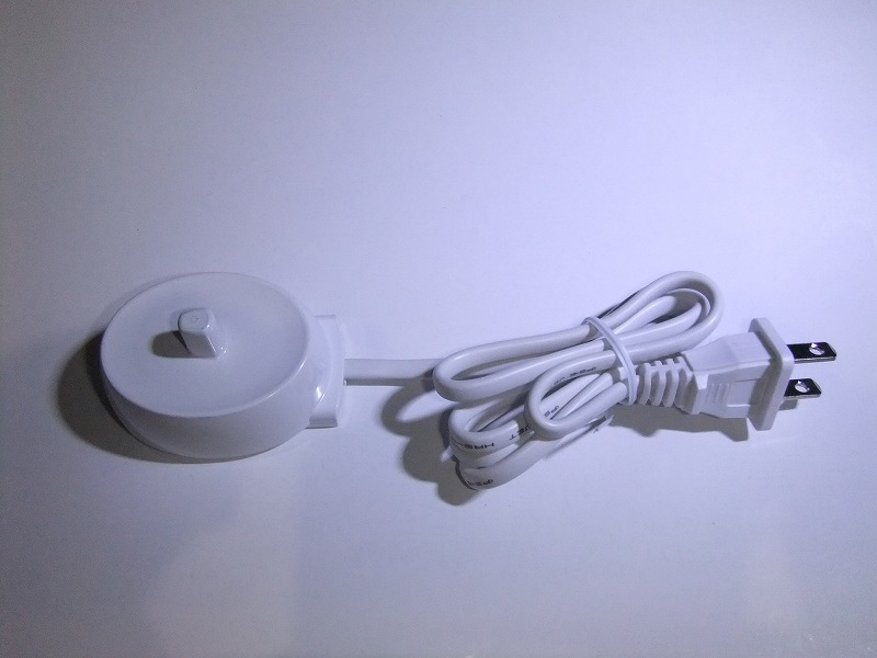 BRAUN ACアダプタ 未使用品 Type:3757 Made in Germany拍卖