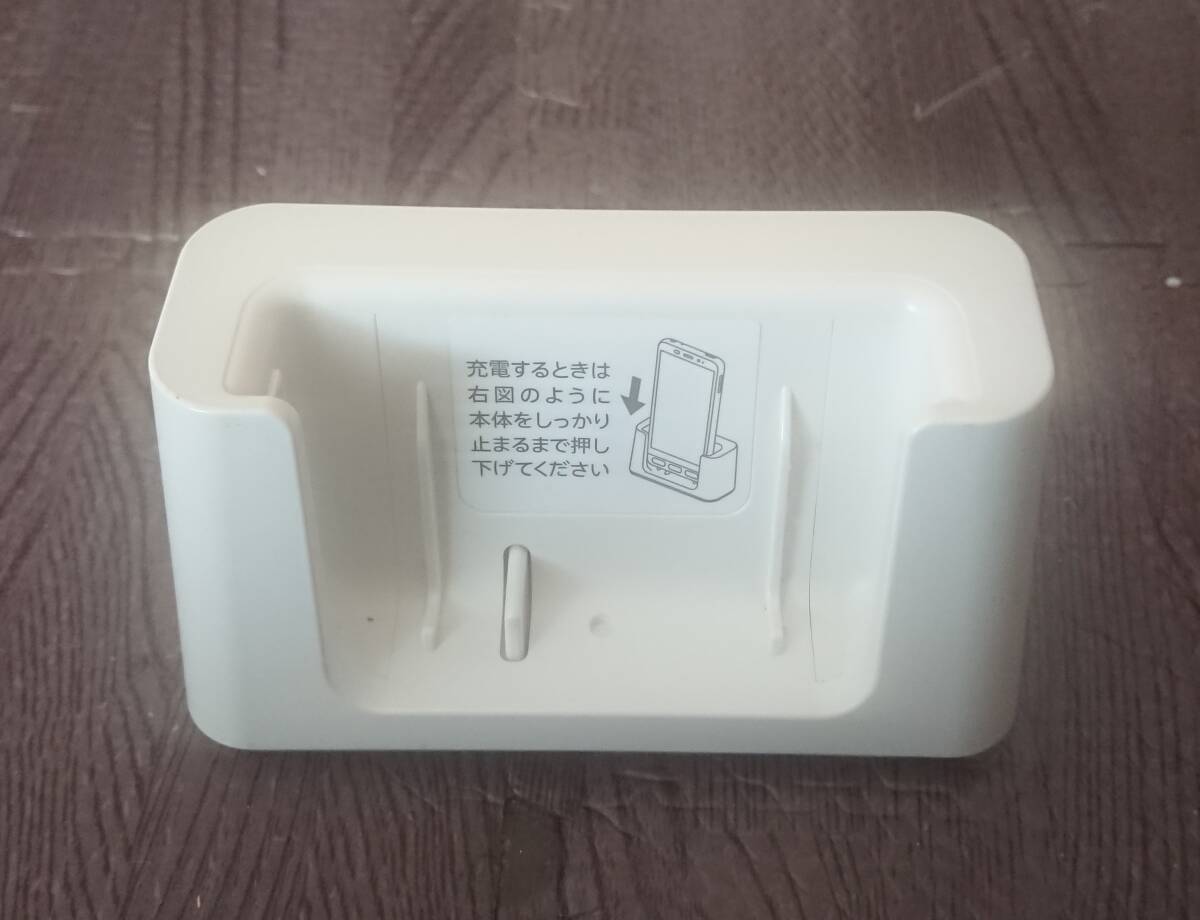 【送料無料】 au AQUOS BASIO2 対応 卓上ホルダ SHV36PUA 純正 卓上ホルダー 携帯電話 充電台 シャープ SHARP 拍卖