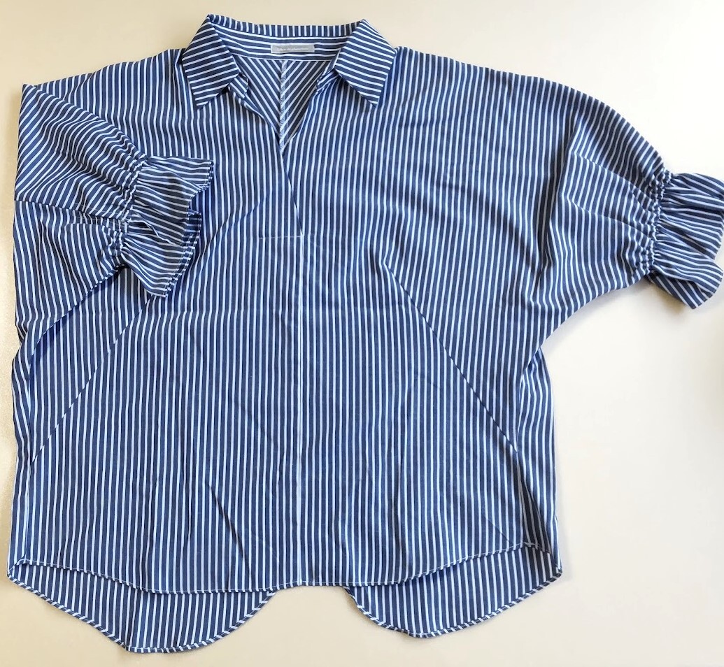 Lilou de chouchou ストライプシャツ ボタン無し スリット ネイビー×ホワイト 紺×白 拍卖