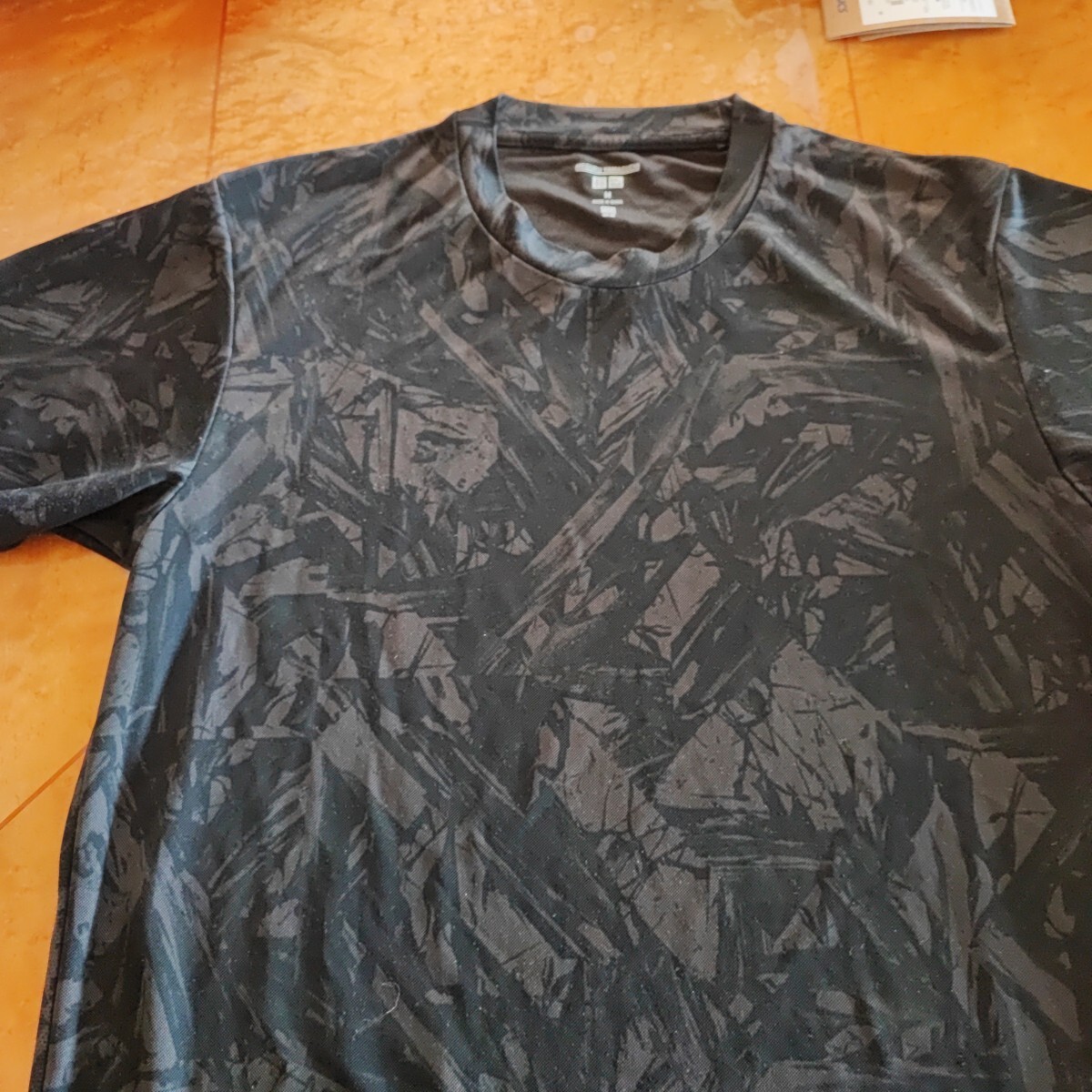 ユニクロ Tシャツ メンズM ブラック UNIQLO拍卖