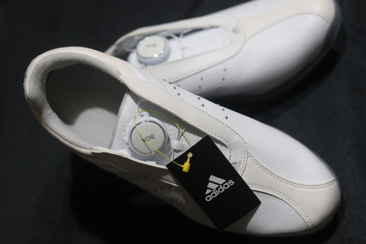 【全国送料無料】【未使用保管品】ADIDAS GOLF アディダスゴルフ BOA ゴルフシューズ ホワイト系 23.5 レディース拍卖