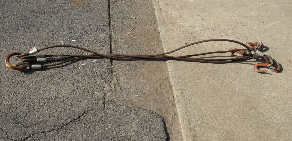 ●■ ワイヤースリング 4本吊り フック4ヶ所中2ヶ所変形 届かない JISV-1.25t 中古サビあり 補償なし W10 160S拍卖