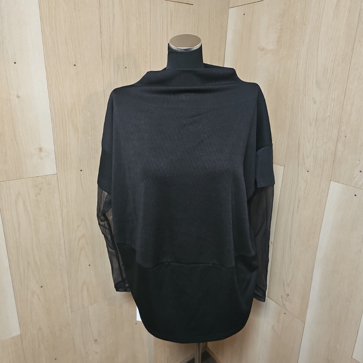 未使用タグ付き comoely closet コモエリークローゼット★異素材ミックス スリーブコンシャス トップス ショップチャンネル チュール拍卖