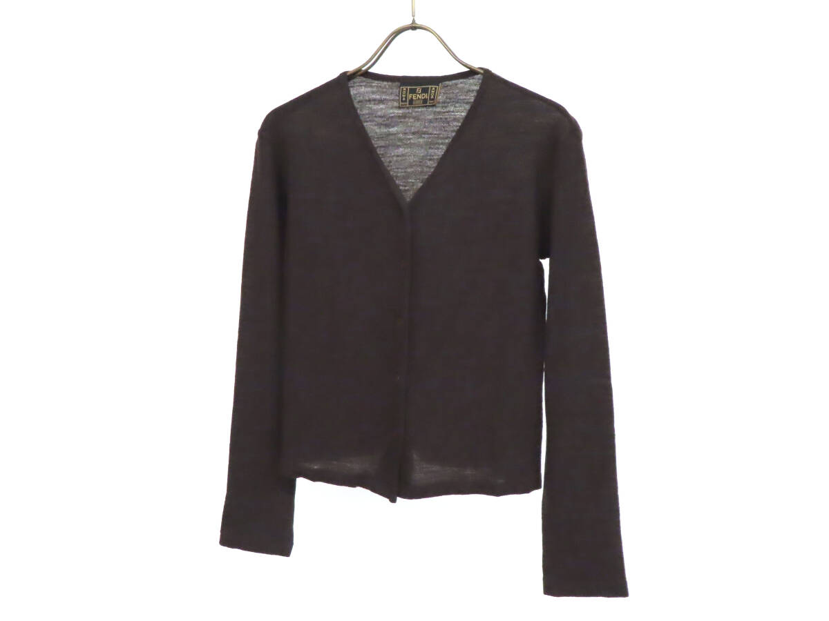 19779 美品 FENDI フェンディ ズッカ柄 ロゴボタン 長袖 Vネック ウール ニット カーディガン 羽織り サイズ40 茶 イタリア製 レディース拍卖