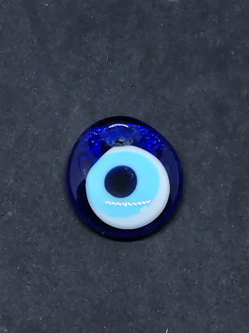 ガラス製のナザール・ボンジュー 長径約3.5㎝拍卖