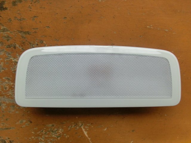 後期 B180 ルームランプ 平成28年 DBA-246242 リア A2048204801 W246 9万㎞ 即決あり拍卖