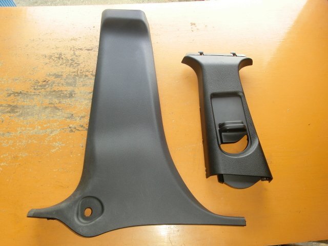 後期 B180 左 ピラー トリム 平成28年 DBA-246242 センター 内張り W246 9万㎞ 即決あり拍卖