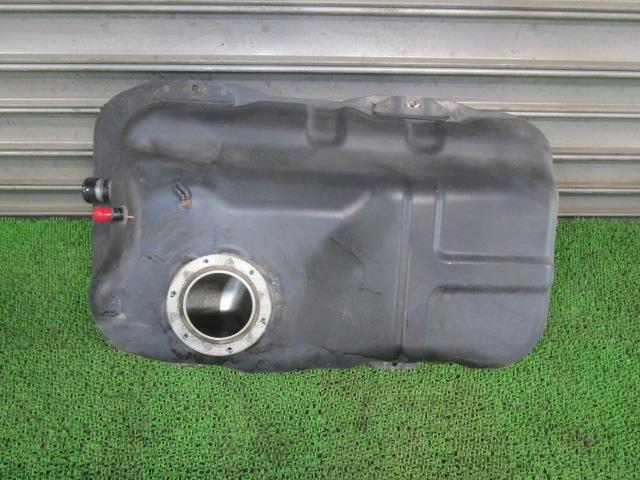 ミニキャブ EBD-DS16T フューエルタンク 燃料タンク MQ507313 /41948拍卖