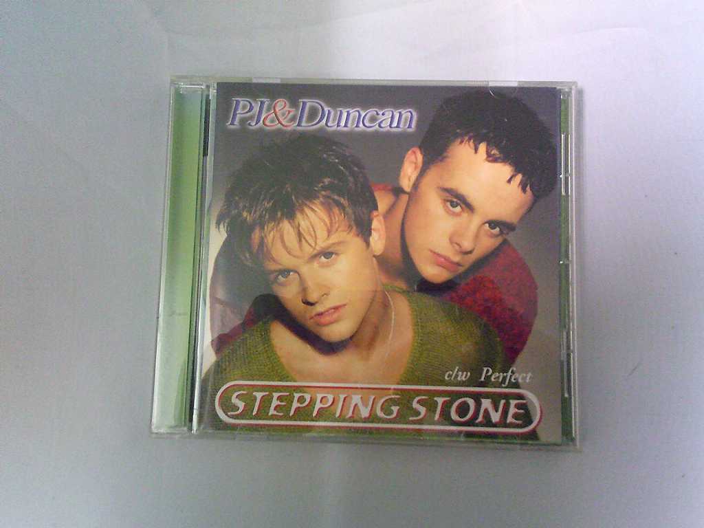 UCD276★中古CD pj and duncan stepping stone 研磨・クリーニング済拍卖