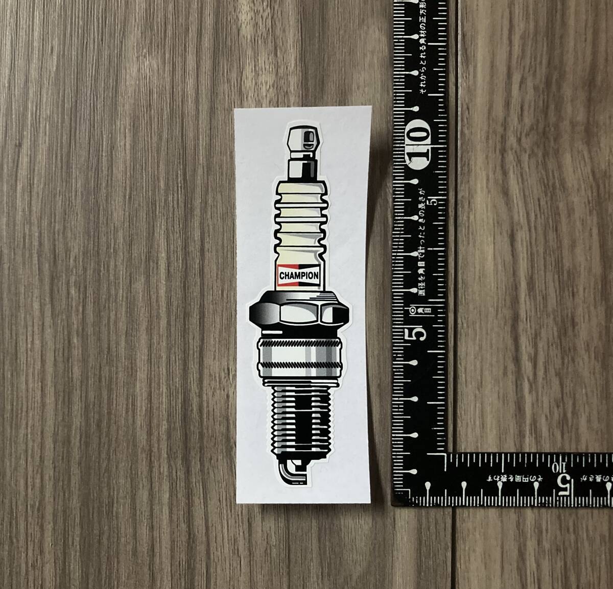 送料無料 Champion Spark Plug チャンピオン プラグ カッティング ステッカー 100mm × 30mm拍卖
