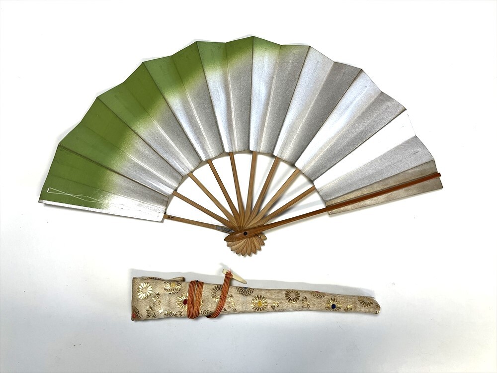花とら●リサイクル扇子 舞扇 袋入り 踊り用 銀地に緑暈し 241029 拍卖