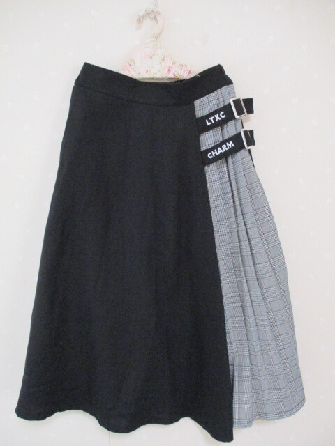 ● Lovetoxic ● ☆可愛いスカート☆ 150cm 黒 41104拍卖