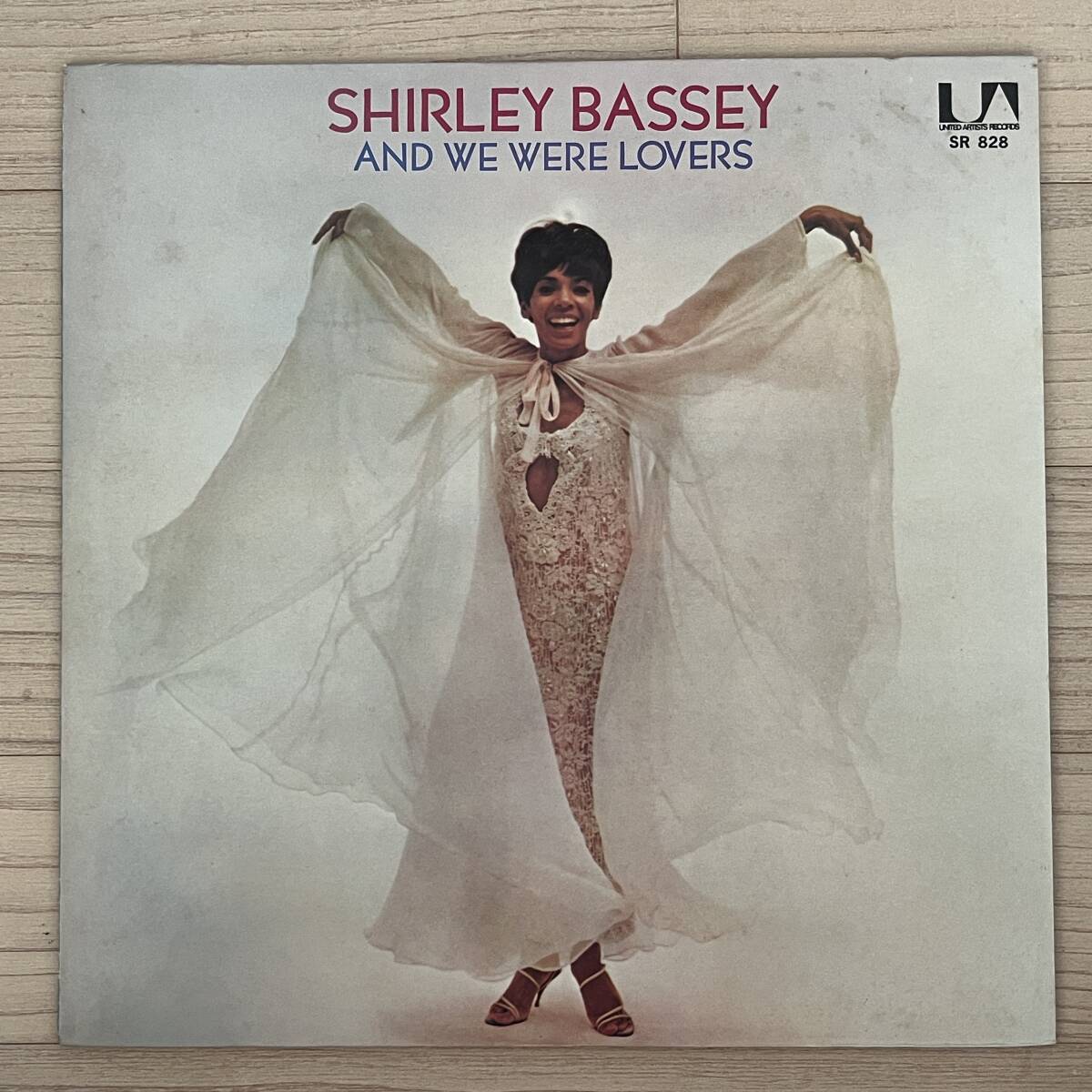 【国内盤/Vinyl/12''/United Artists Records/SR-828/73年盤/with Liner】見果てぬ夢 / シャーリー・バッシー .. //Vocal,Easy Listening//拍卖