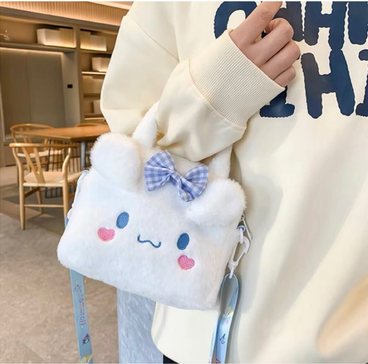 新品 シナモンロール ぬいぐるみバック ハンドバッグ ショルダーバッグ サンリオ バッグ 拍卖