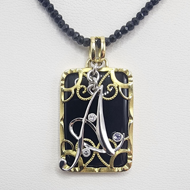 Amije アミジュ amije アミジョン K18WG/YG オニキスネックレス 天然ダイヤモンド 0.04ct ブラックスピネル アジャスター約45cmまで調節可拍卖