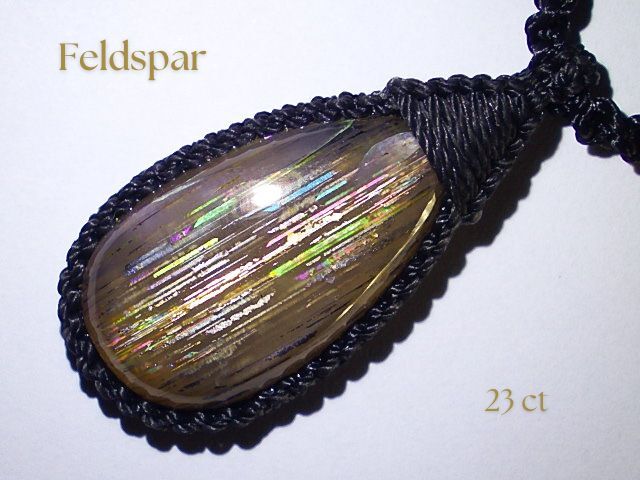 ★眩くレインボーフラッシュ★フェルドスパー★サンムーンストーン33ct★天然石長石ネックレス手編みペンダントパール水晶ビーズ他 kamesan拍卖