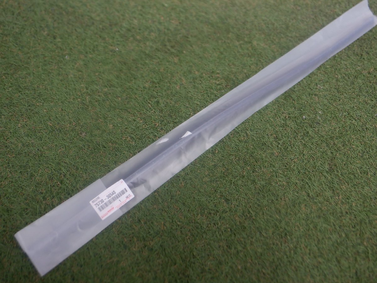 新品 トヨタ純正 AZSH36W クラウンスポーツ クラウン スポーツ ドアベルトモールディング 75730-30540 m-24-11-173拍卖