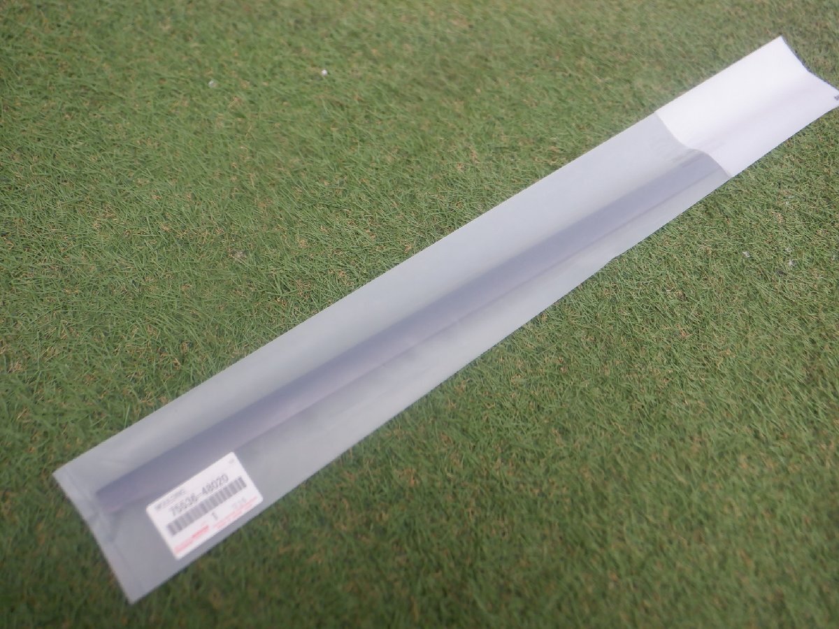 新品 トヨタ純正 AXUH80 AXUH85 MXUA80 MXUA85 80 ハリアー ウィンドシールドモールディング 75536-48020 m-24-11-196拍卖
