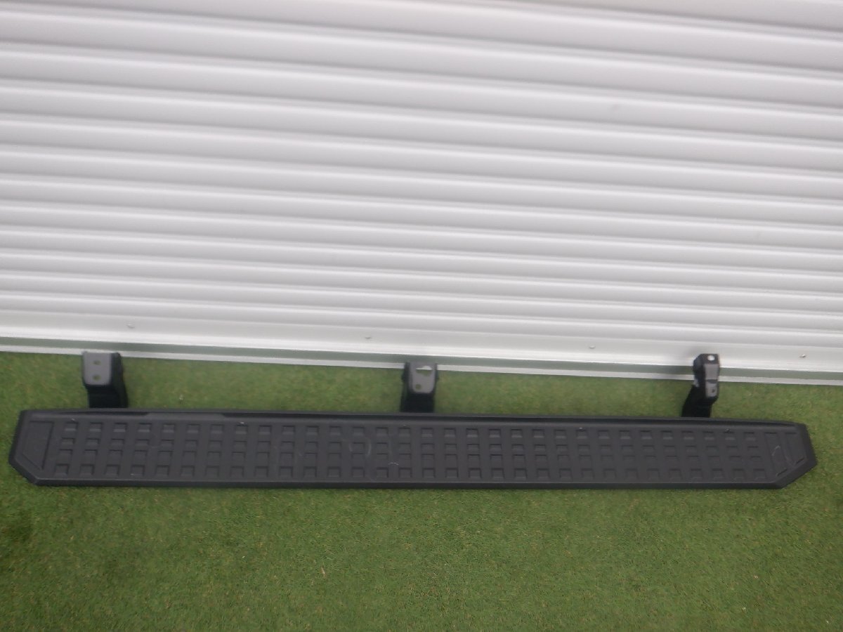 新車外し トヨタ純正 TRJ250W GDJ250W ランドクルーザー 250 ランクル サイドステップ ステップガード 右側 運転席 ステー付 51771-6A220拍卖